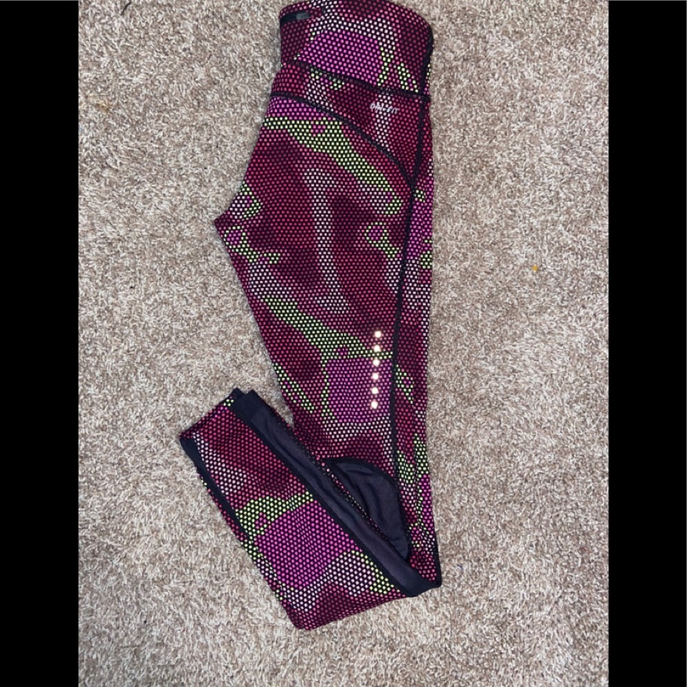 Nike leggings